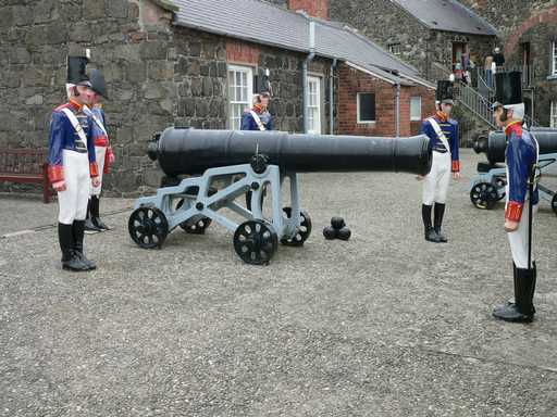 Kanonnier in het kasteel