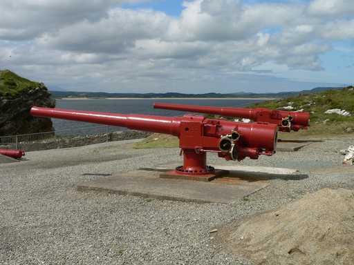 Cannons at Fort Dunree